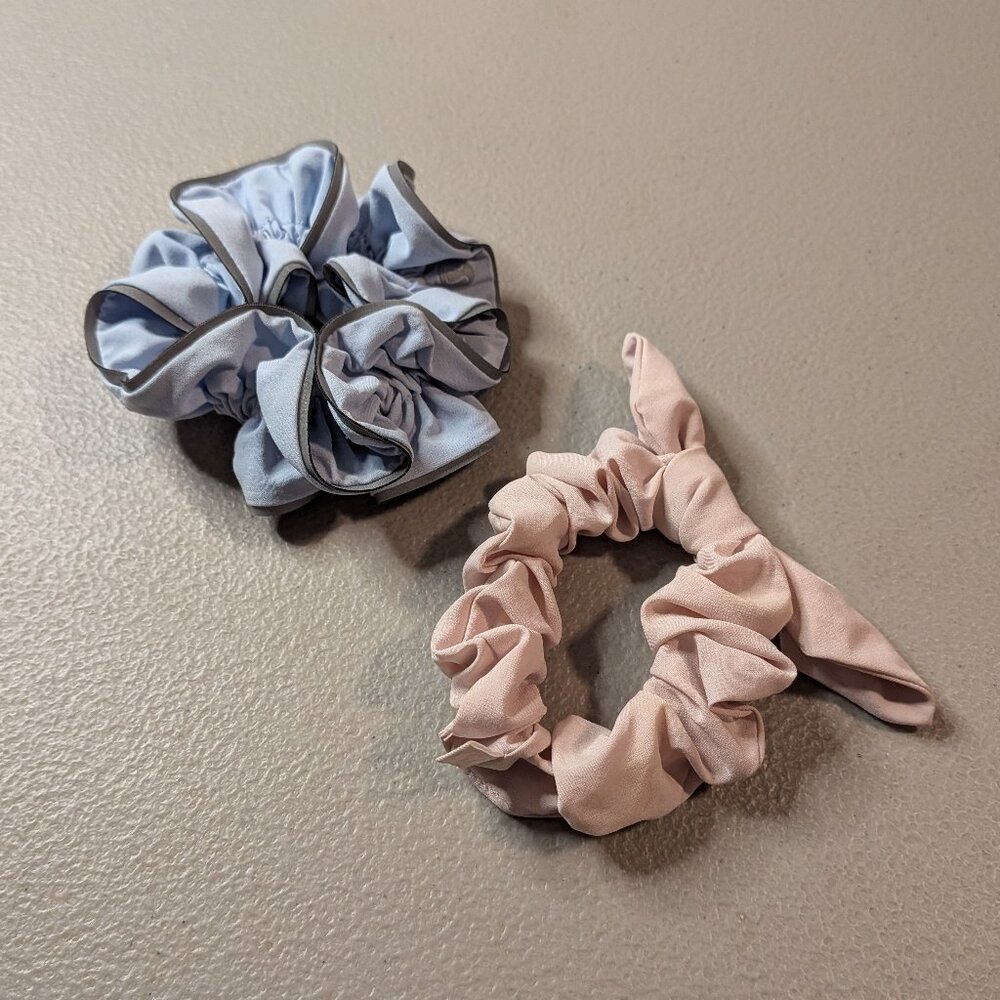 Lululemon Scrunchie bundle LIKE NEW - Buy 1 or BOTH!